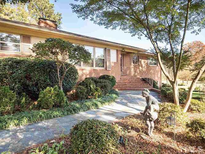 1953 Shirley Drive Burlington, NC 27215