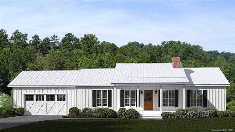 5 Briarwood Ln Fletcher, NC 28732