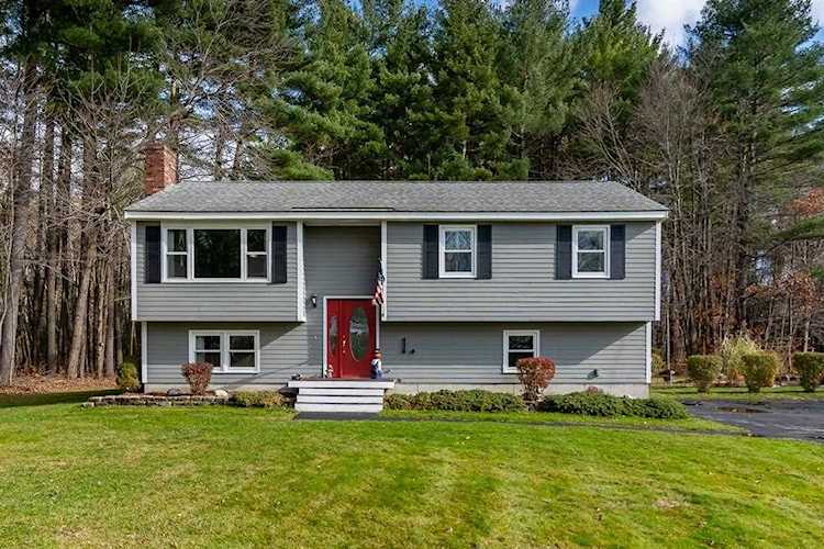 Haverhill, 1119 N Broadway, MA, home for sale Photo 1