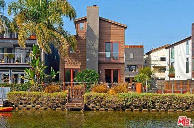 419 Carroll Canal Venice, CA 90291