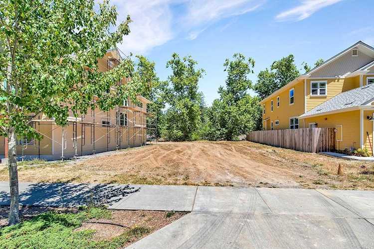 14610 Jomark Lane Occidental, CA 95465