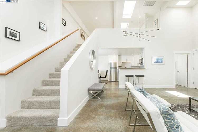 1451 13Th St Oakland, CA 94607