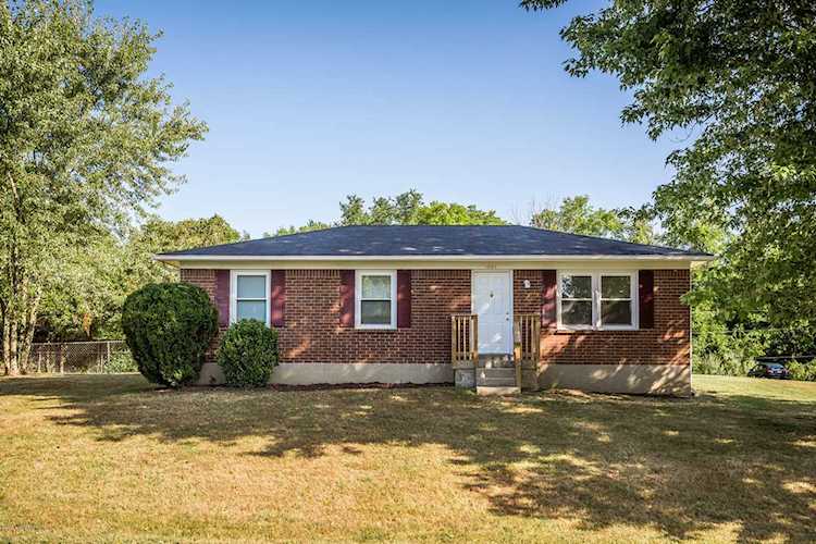 1001 W Mailback Way Crestwood, KY 40014 | MLS 1541062 Photo 1