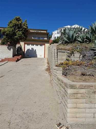 1624 Beryl Street San Diego, CA 92109