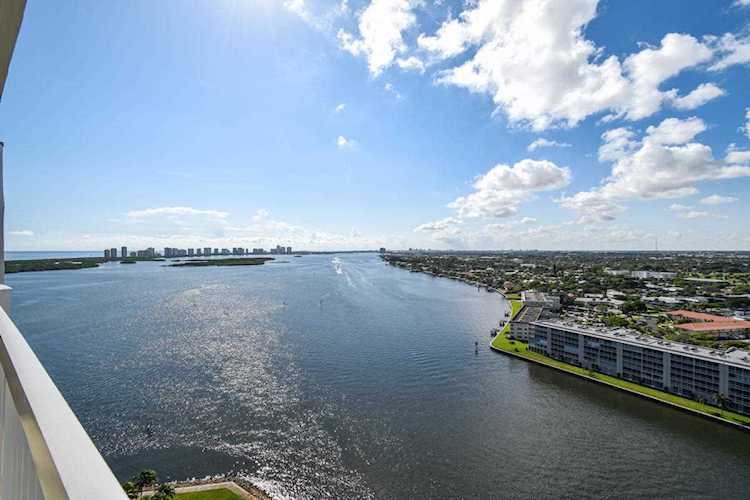 115 Lakeshore Drive #Ph-48 North Palm Beach, FL 33408