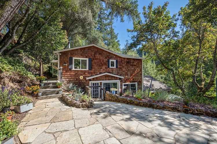 20899 Aldercroft Hts Los Gatos, CA 95033