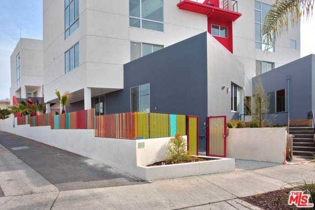 616 N Croft Ave West Hollywood, CA 90048