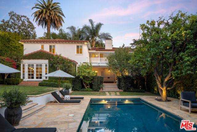 1355 N Doheny Drive, Los Angeles, CA 90069 | MLS #19529072 Photo 1