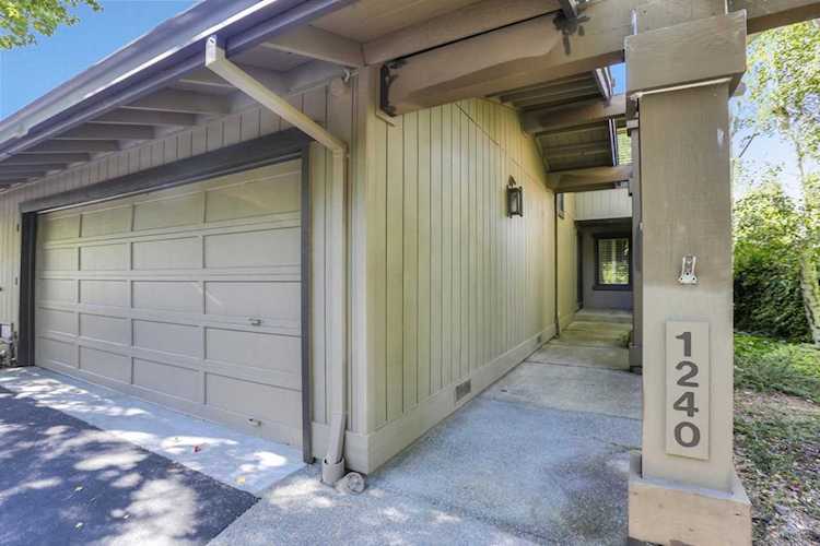 1240 Sharon Park Drive Menlo Park, CA 94025