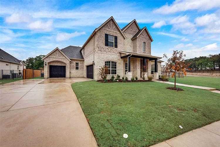 9821 Croswell Street Fort Worth, TX 76244