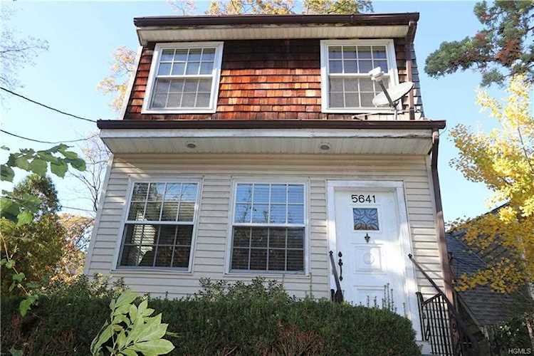 5641 Mosholu Ave Bronx, NY 10471