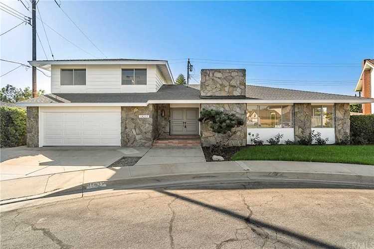 18233 Illinois Court Torrance, CA 90504 | MLS PV19256245 Photo 1