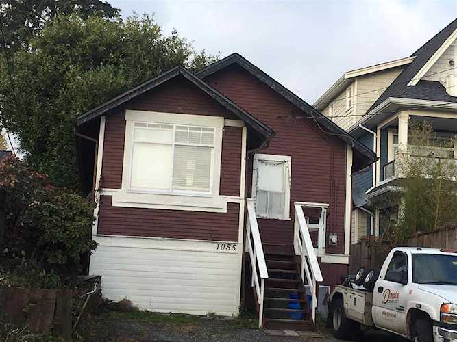 1055 Alderson Avenue Coquitlam, BC V3K 1W2 | MLS ® R2419465 Photo 1
