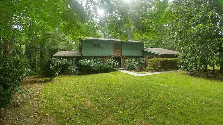 997 W Outer Dr Oak Ridge, TN 37830 | MLS 1090916 Photo 1