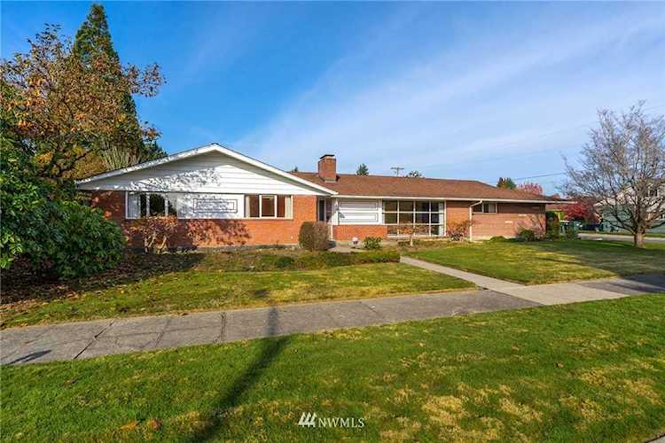 915 W 2nd St Centralia, WA 98531 MLS# 1540552 | PNWR.com Photo 1