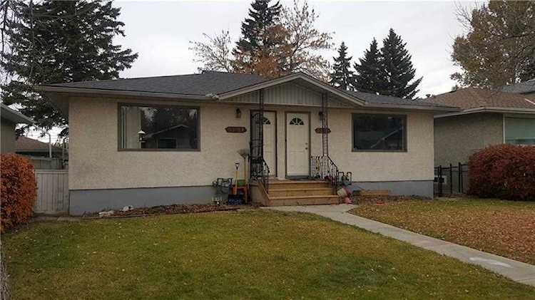 1019 16 Street NE Calgary, AB T2E 4S7