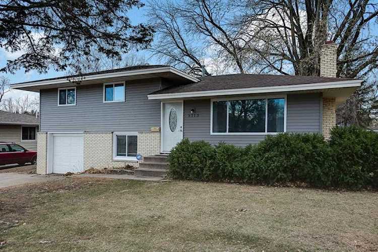 3113 65th Avenue N Brooklyn Center, MN 55429