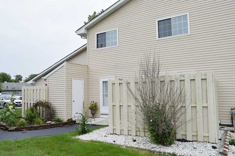 2325 Aster Dr Crest Hill, IL 60403 | MLS 10513850 Photo 1