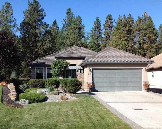 2136 Capistrano Crescent Kelowna, BC V1V2A3