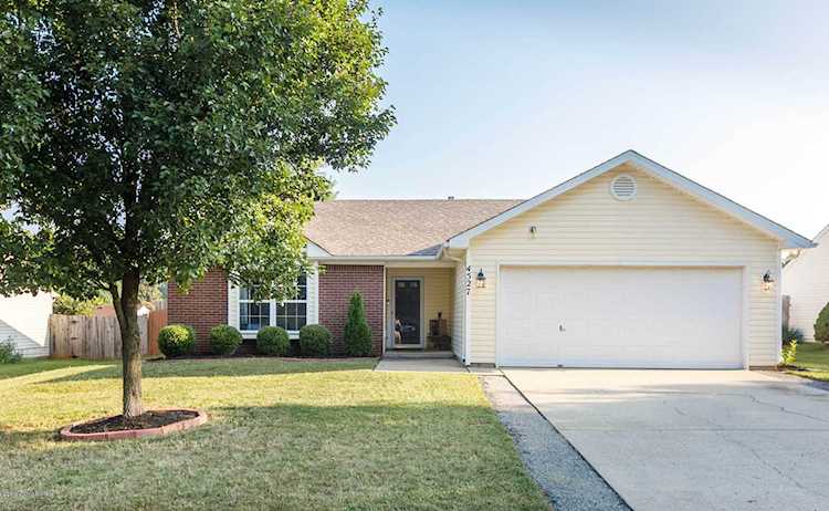 4527 Lunenburg Dr Louisville, KY 40245 | MLS 1543000 Photo 1