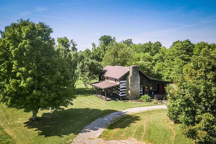5212 Orphan Ln Shelbyville, KY 40065