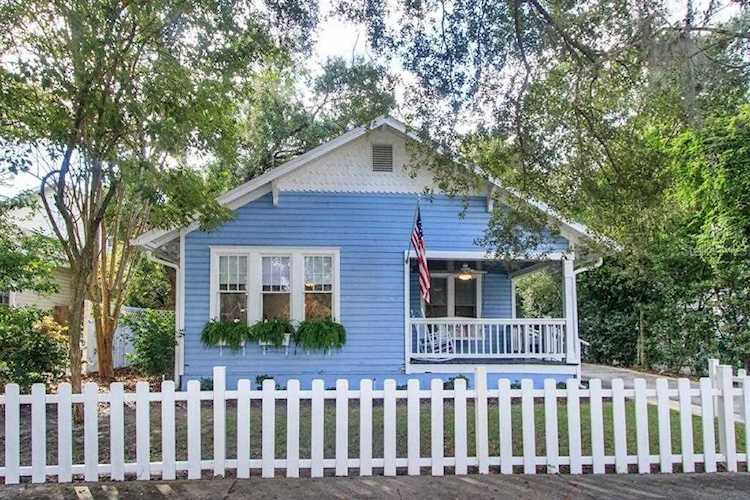 1412 E Ridgewood Street Orlando, FL 32803