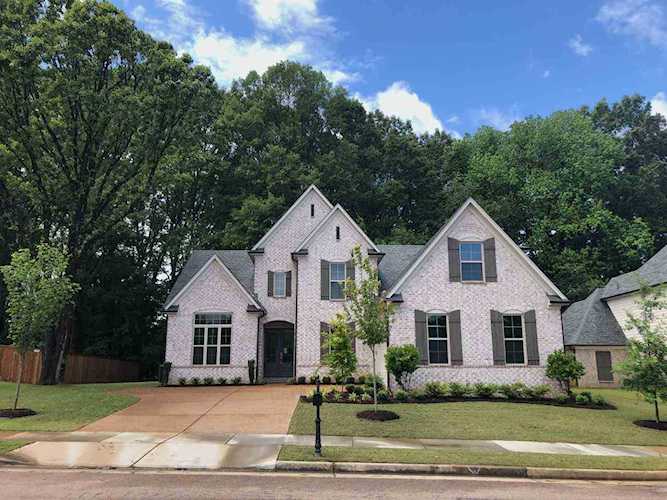 5087 Adagio Ln Lakeland, TN 38002