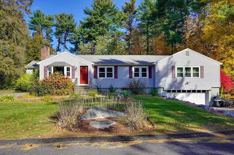 14 Harvard Ave Burlington, MA 01803