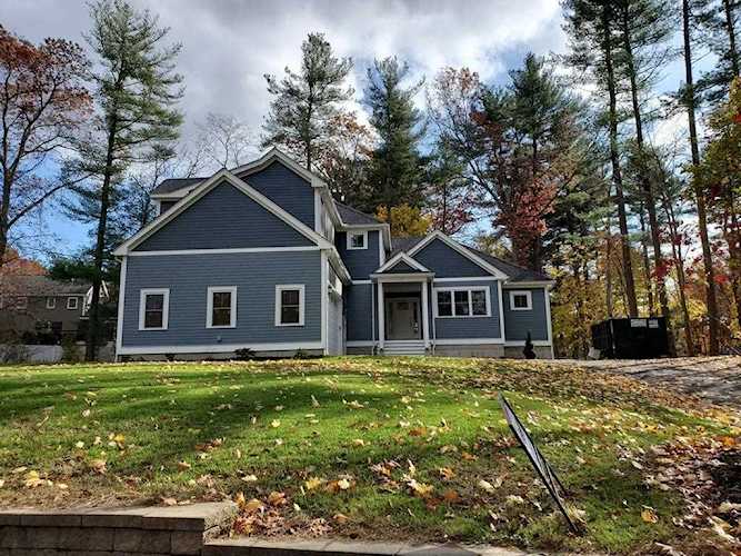 1 Wing Rd Lynnfield, MA 01940