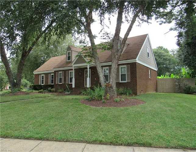 423 Gloria Dr Chesapeake VA 23322 | MLS# 10277157 - TREG.com Photo 1