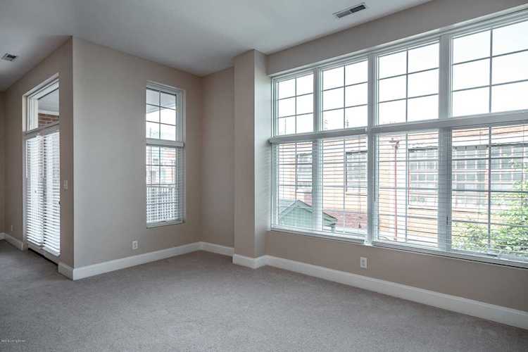 2011 Frankfort Ave #215 Louisville, KY 40206