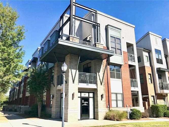 907 E 8th St Charlotte, NC 28204 | MLS 3569393 Photo 1