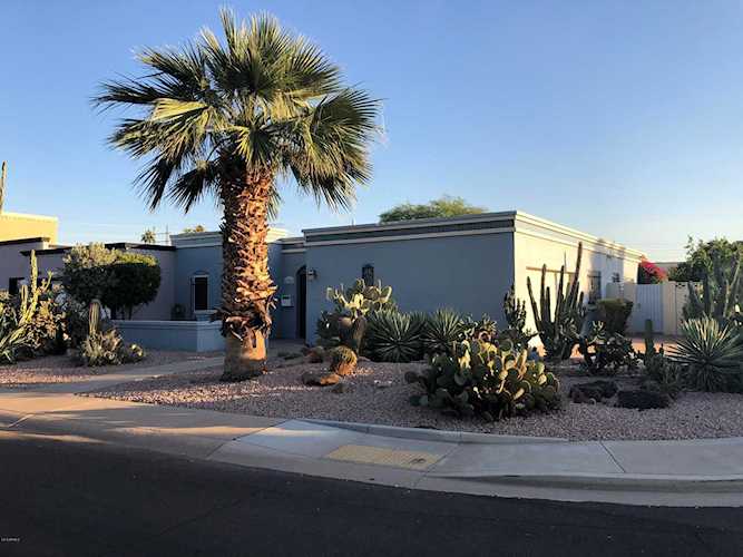 6301 E Pinchot Avenue Scottsdale, AZ 85251