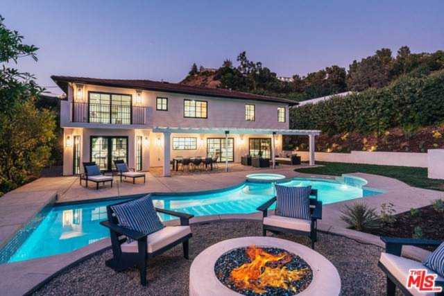 9780 Apricot Lane, Beverly Hills, CA 90210 | MLS# 19530540 Photo 1