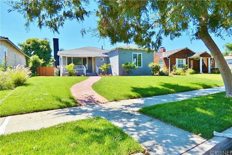 3833 Olive Avenue Long Beach, CA 90807 | MLS SR19238406 Photo 1