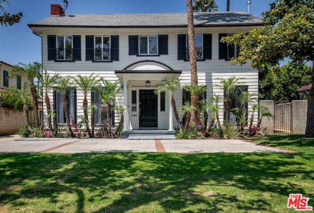 447 S Highland Avenue Los Angeles, CA 90036