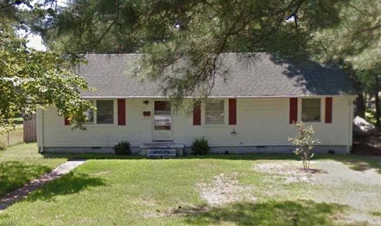 421 Winchester Dr Hampton, VA 23666 | MLS 10290639 Photo 1