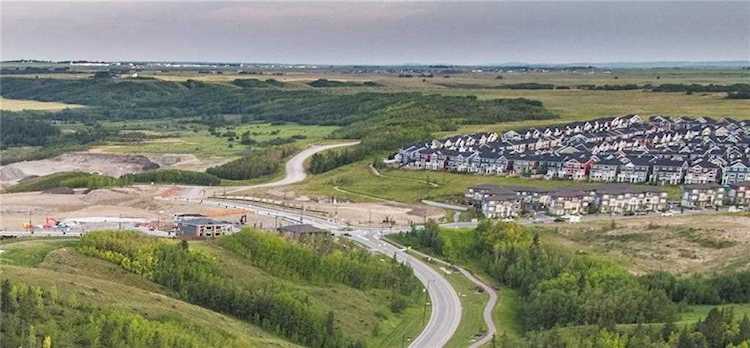525 River Heights Dr Cochrane, AB T4C 2L3