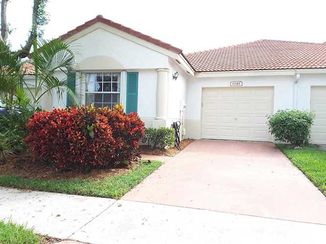 6148 Floral Lakes Drive Delray Beach, FL 33484