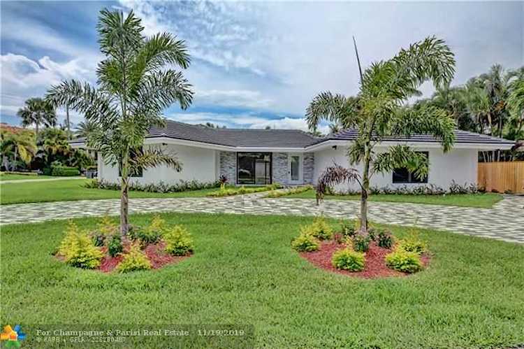 3048 NE 33rd St Lighthouse Point, FL 33064