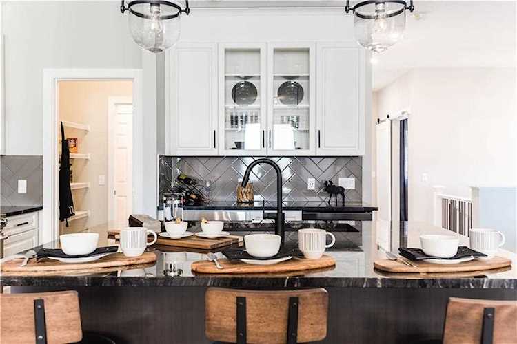 20 Silverado Crest Park SW #265 Calgary, AB T2X 4L3