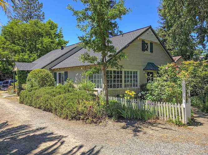 39 Arroyo Road Fairfax, CA 94930 | MLS 21916283 Photo 1