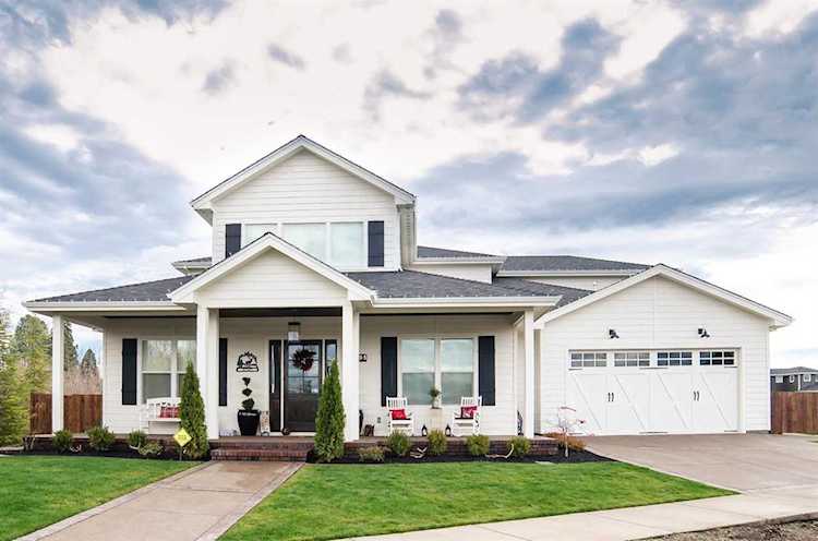 405 stone point Dr Central Point, OR 97502