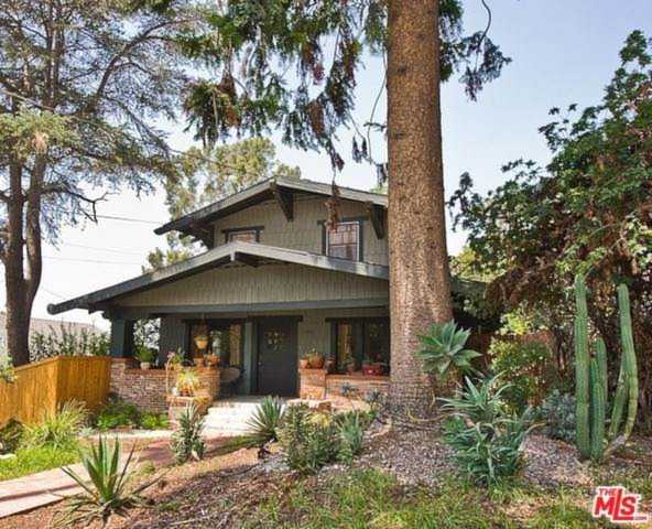 1645 Golden Gate Avenue Los Angeles, CA 90026