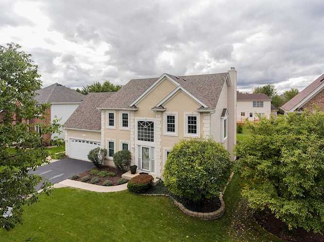 4711 Chokeberry Dr Naperville, IL 60564 | MLS 10540531 Photo 1