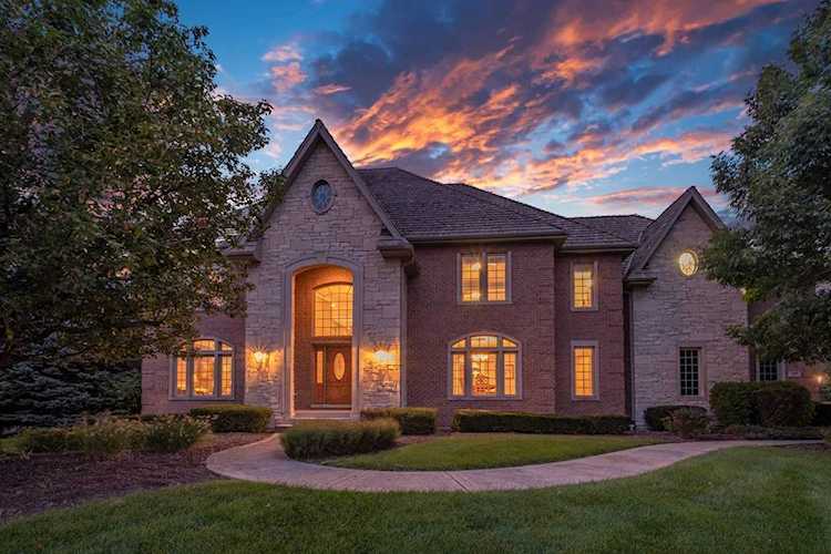 37 N Silo Ridge Rd Orland Park, IL 60467