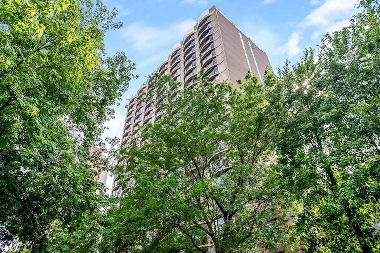 1440 N State Parkway #7A Chicago, IL 60610