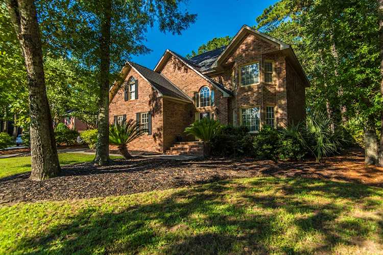 Coosaw Creek Country Club in North Charleston Real Estate | MLS 19017696 | 8684 Arthur Hills Circle North Charleston SC Photo 1