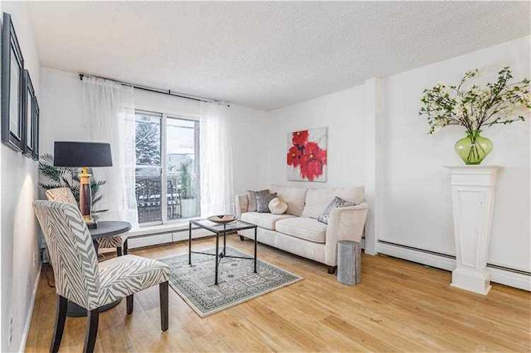 1113 37 Street SW #205 Calgary, AB T3C 1S5