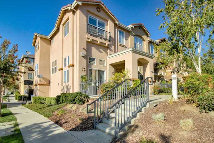3242 Lago De Como Place San Jose, CA 95136 | MLS 52212390 Photo 1